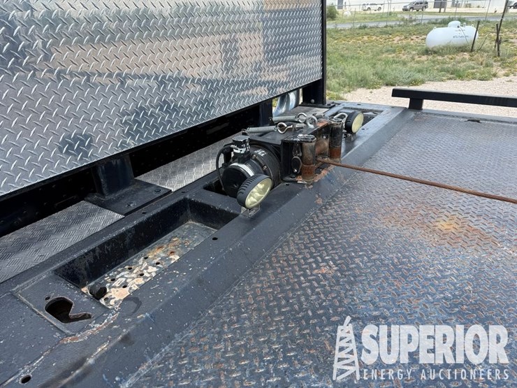 (x)-(1-50)-2015-peterbilt-s/a-slick-back-rolloff,-...-image-6