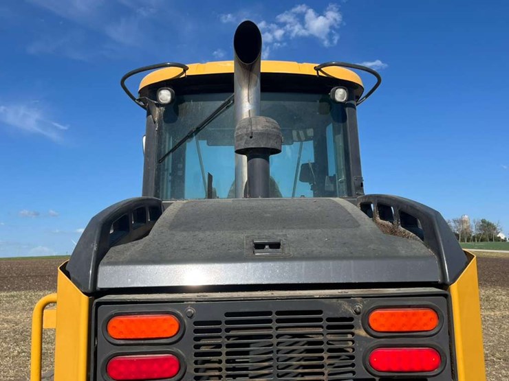 deere-524k-image-53
