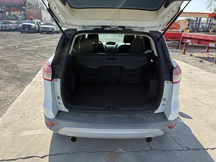 2013-ford-escape-image-12