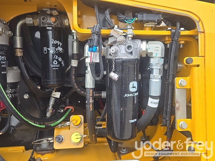 2023-deere-650-lgp-image-35