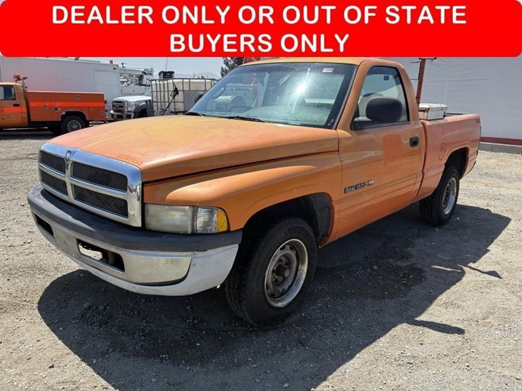 1999-dodge-ram-1500-image-1
