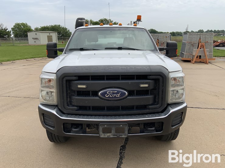 2016-ford-f350-xl-image-2