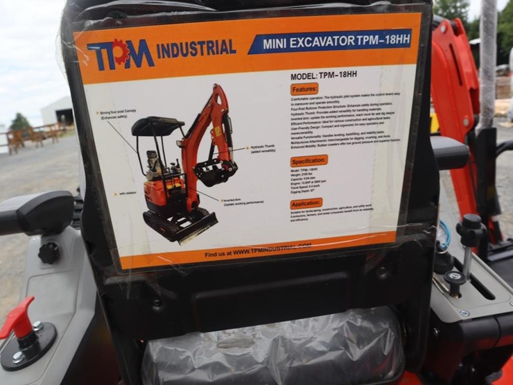 tpm-18hh-mini-excavator-image-7