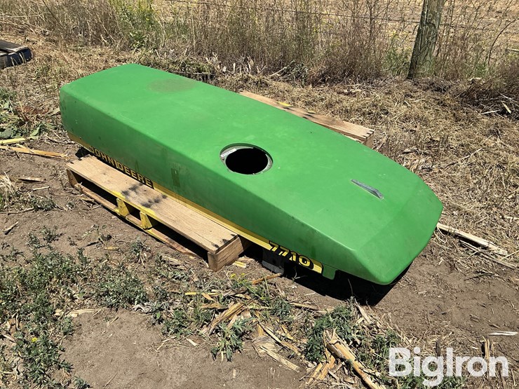 john-deere-7000-image-3