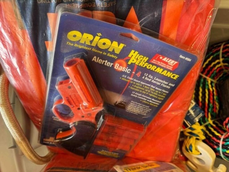 boat-supplies,-life-jacket,-rope,-flare-pistol-image-2
