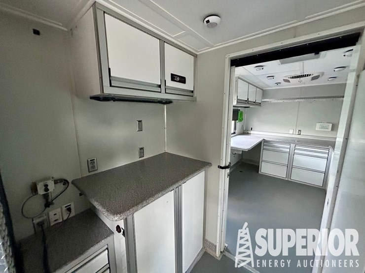 (x)-(9-41)-2012-turnkey-8'w-x-44'l-command-center,...-image-12