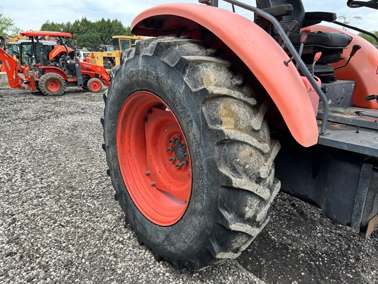 kubota-m108s-image-11