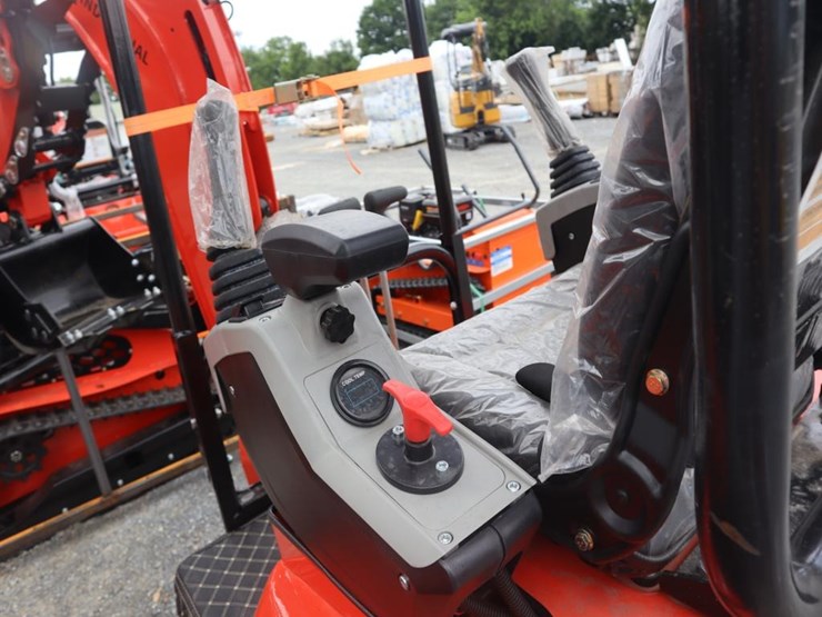 tpm-20k-mini-excavator-image-6