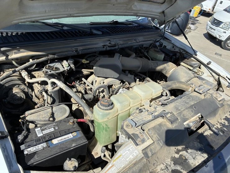 2001-ford-f450-image-8