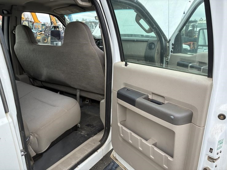 2008-ford-f350-image-11