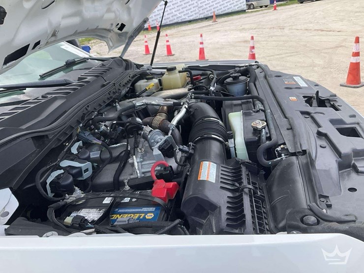 2022-ford-f350-image-8