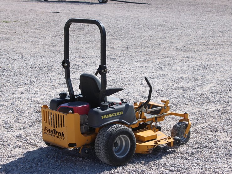 #1019-•-2010-hustler-fasttrak-super-duty-zero-turn-mower-image-3
