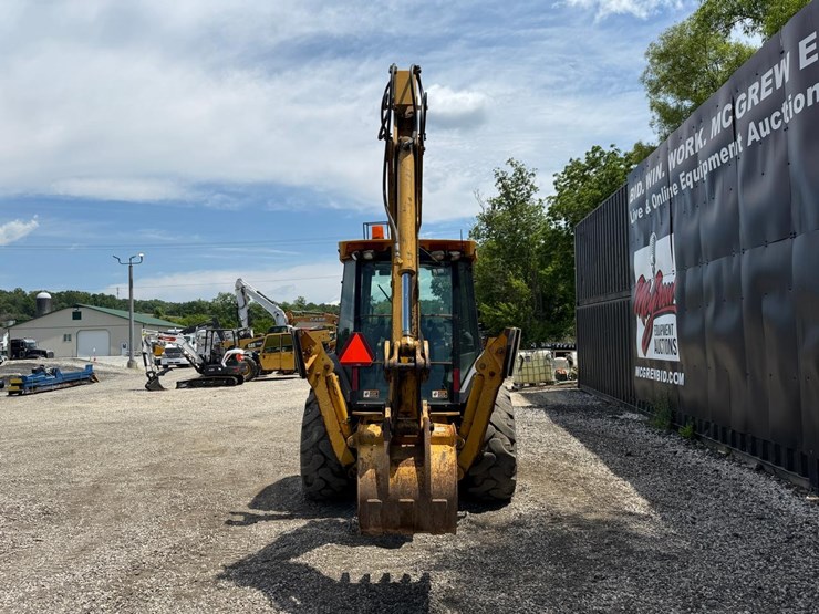 deere-410g-image-3