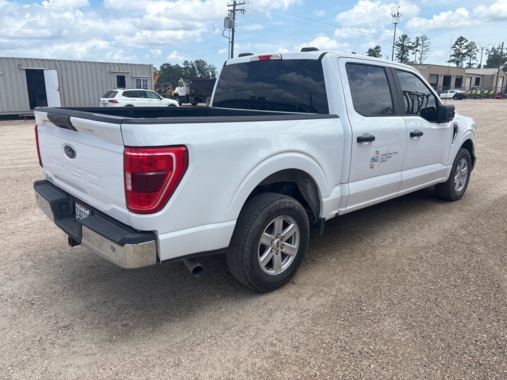 2021-ford-f150-xl-image-3