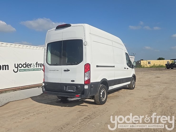 2020-ford-transit-image-5