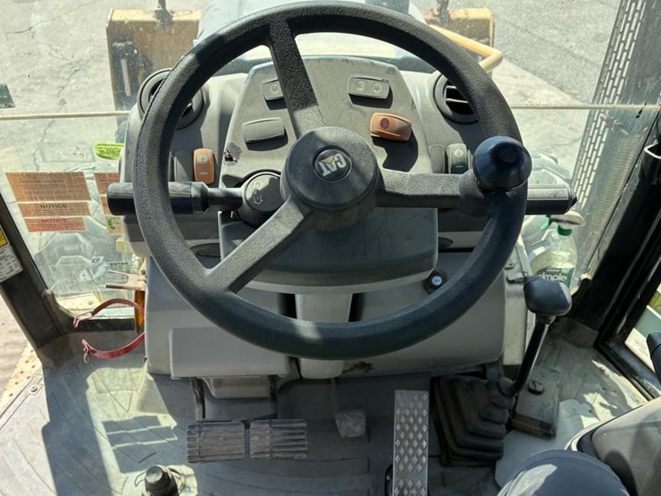 2014-caterpillar-430e-image-29