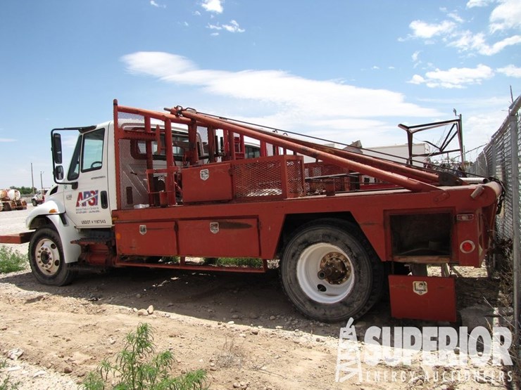 2003-international-durastar-4300-image-9