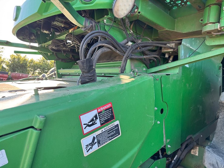 john-deere-s680-image-23