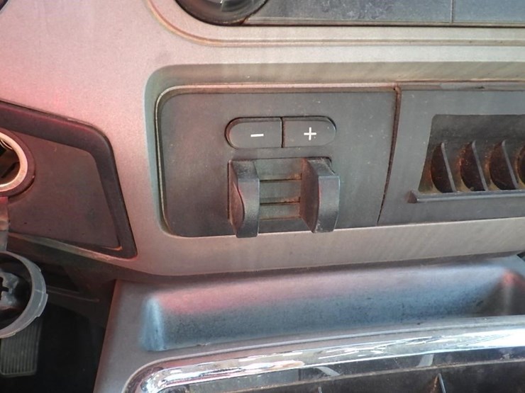 2014-ford-f250-image-48