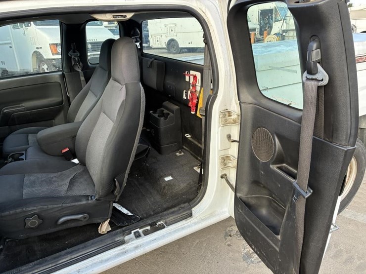 2009-chevrolet-colorado-image-12