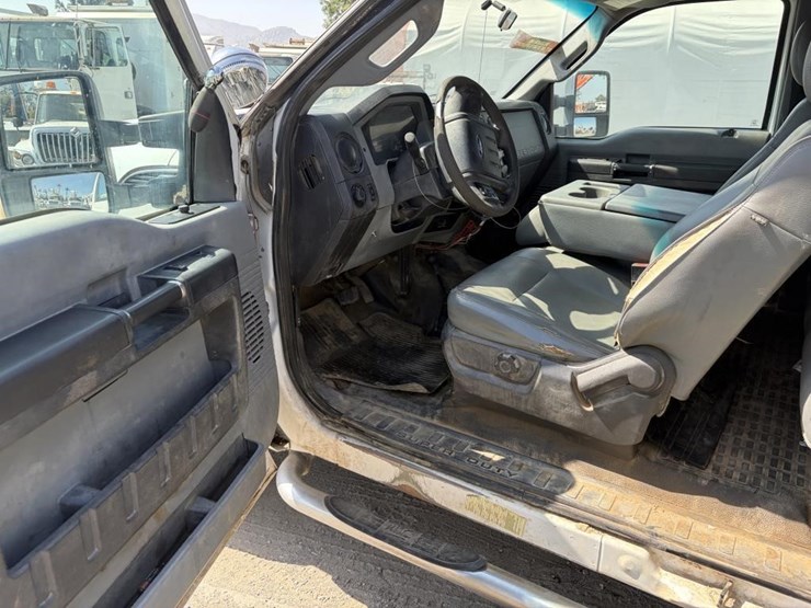 2012-ford-f250-image-15