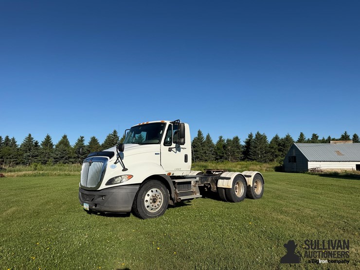 2012-international-prostar-image-1