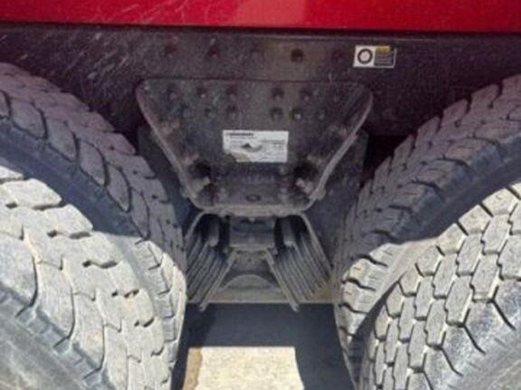 2021-kenworth-t880-image-2