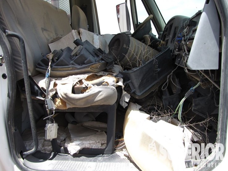 2003-international-durastar-4300-image-6