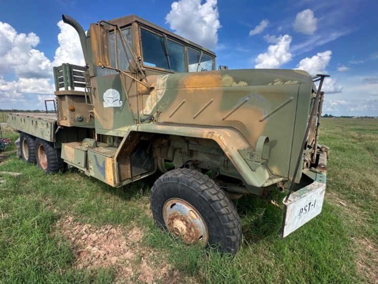 1984-am-general-m923-image-3