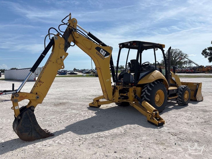 2015-caterpillar-416f-image-3