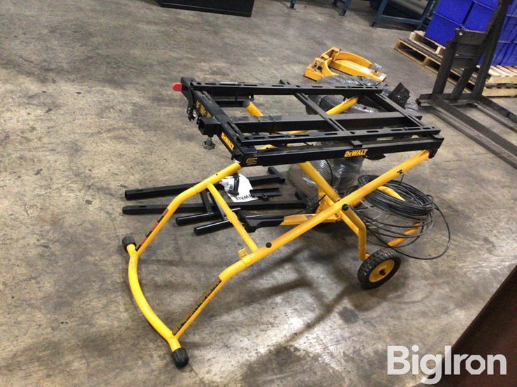 dewalt-saw-stand-image-14