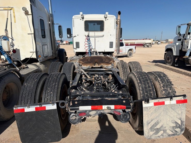 2019-kenworth-t880-image-6