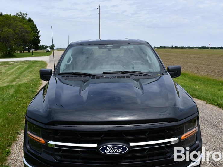 2025-ford-f150-xlt-image-10