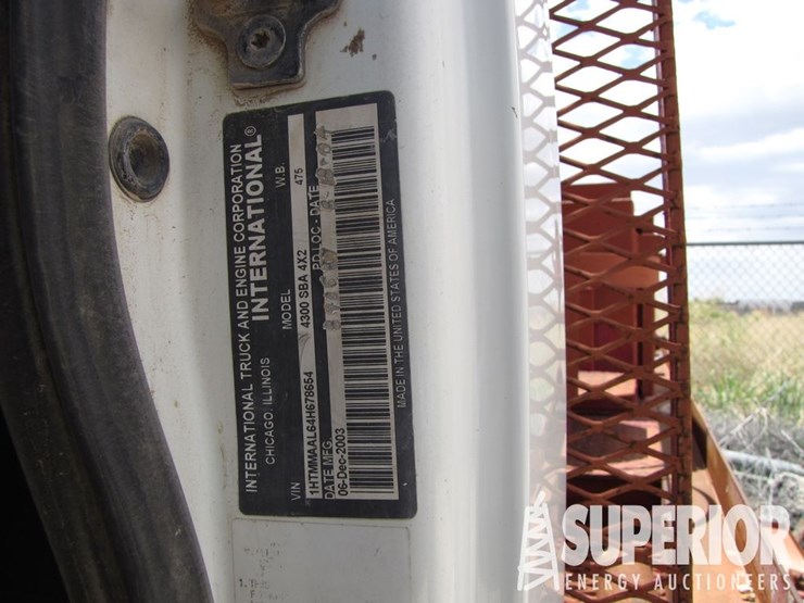 2003-international-durastar-4300-image-5