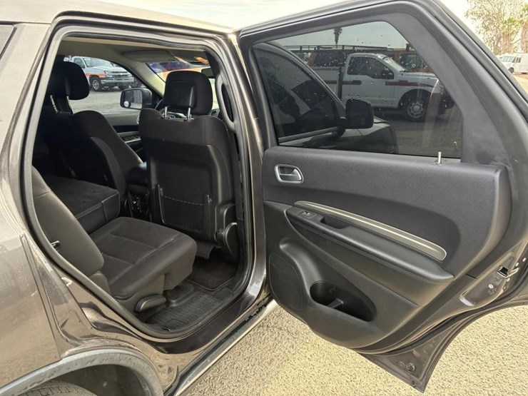 2019-dodge-durango-image-10