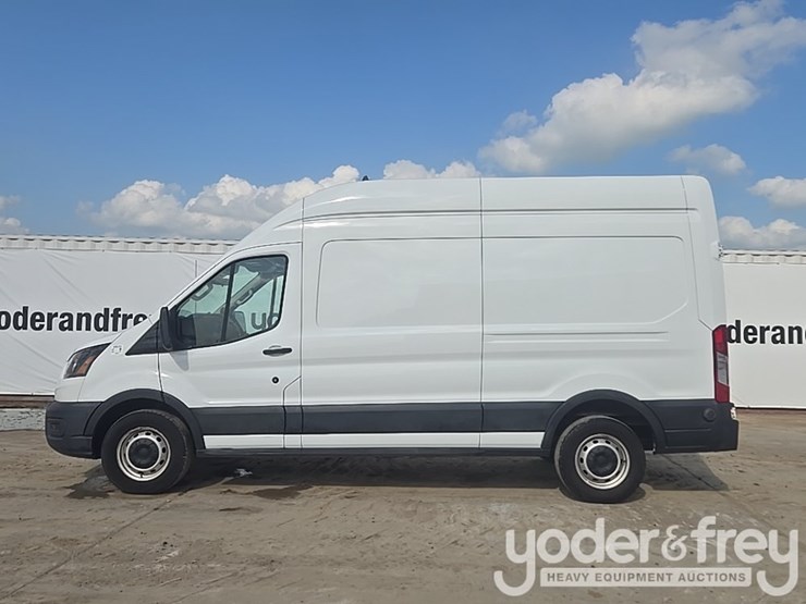 2020-ford-transit-image-2