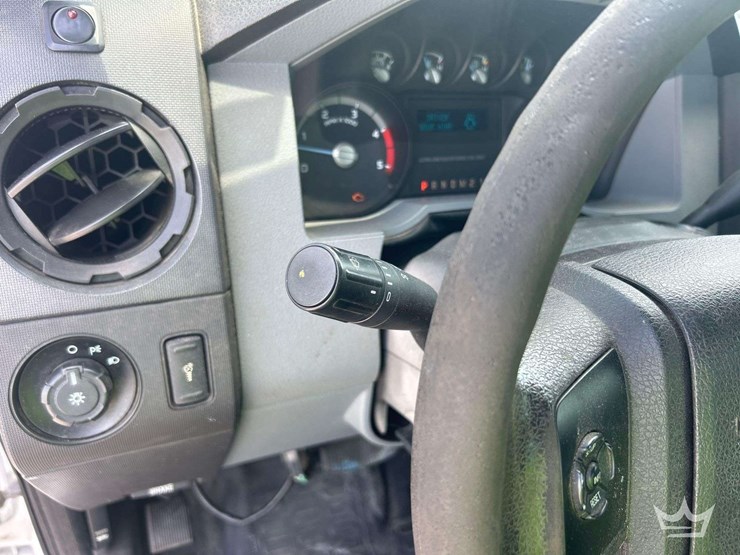 2015-ford-f350-image-18