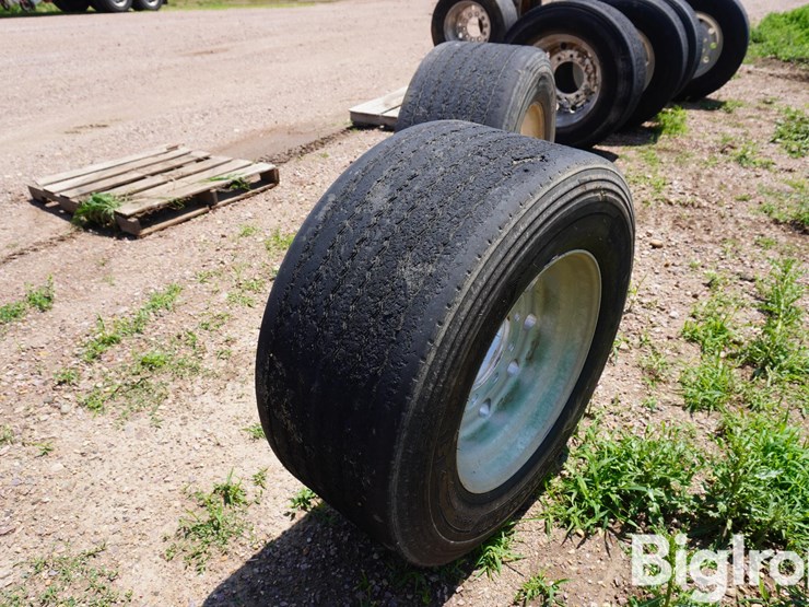 michelin-445/50r22.5-tires-&-rims-image-8