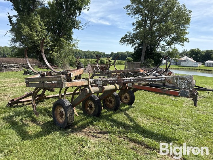 chem-farm-cpx160-chisel-plow-image-3