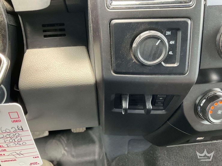 2022-ford-f350-image-18