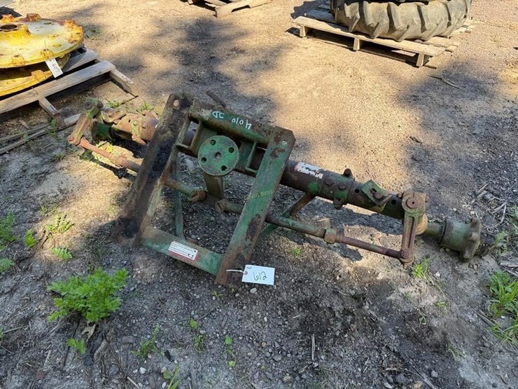 john-deere-4010-image-3