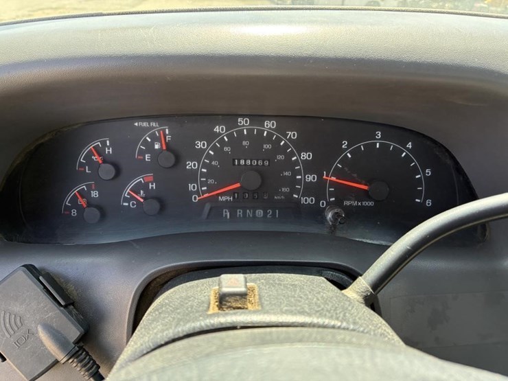 2001-ford-f350-image-23