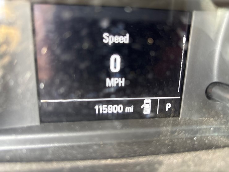 #3626-•-2021-chevrolet-silverado-pickup-truck-image-15