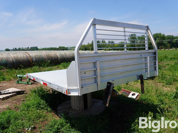 12'x101"-aluminum-flatbed-image-3