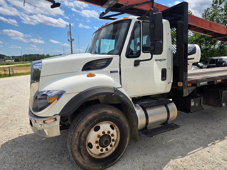 2015-international-workstar-7400-image-3