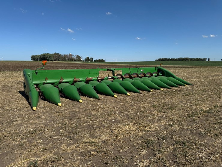 john-deere-612c-image-4