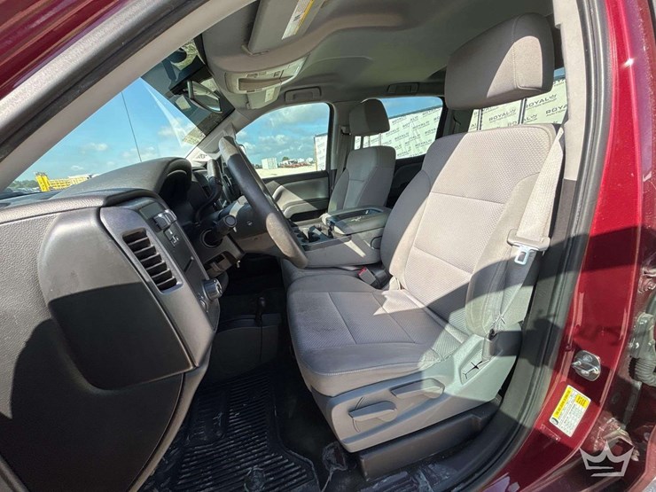 2015-chevrolet-silverado-1500-image-12