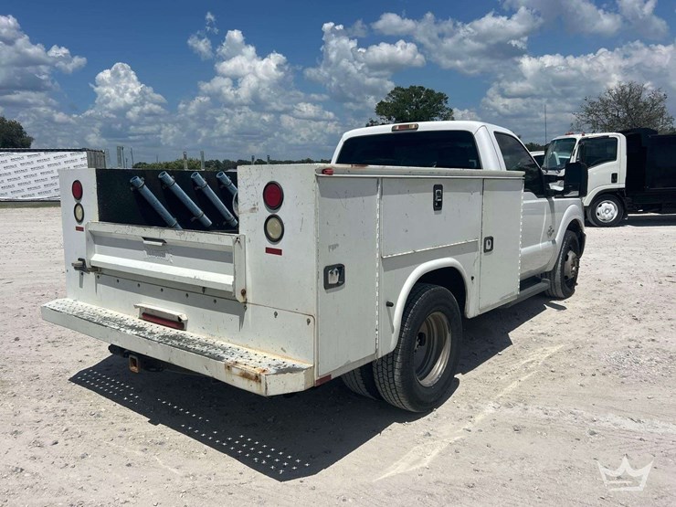 2015-ford-f350-image-3