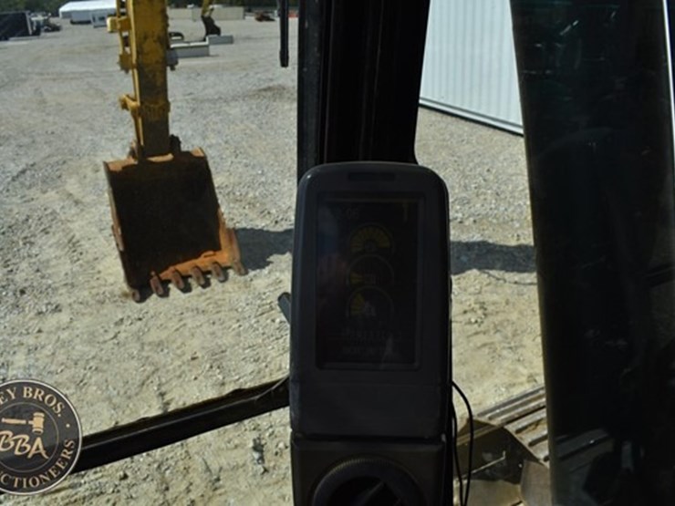 2011-caterpillar-312d-image-105