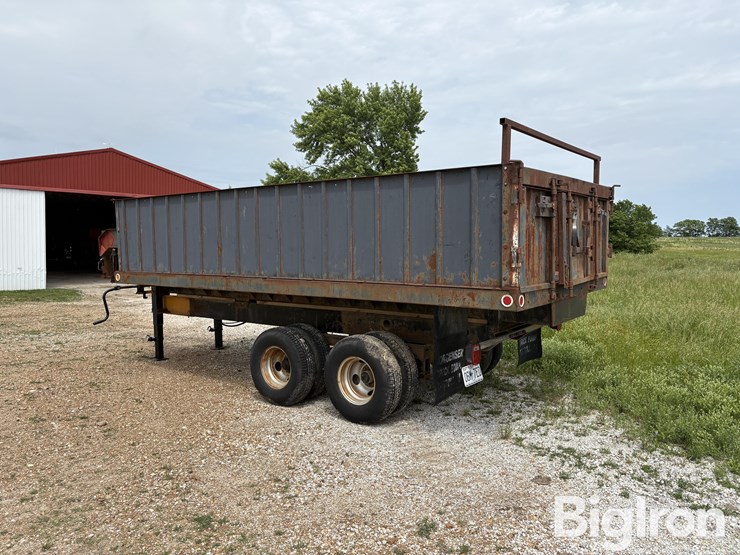 2022-homemade-box-trailer-image-7
